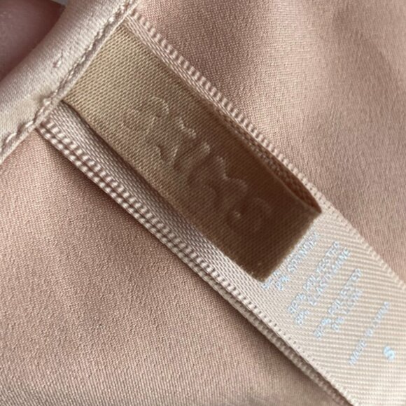 NWOT SKIMS Pink Sand Shine Satin Crop Camisole - Picture 8 of 9